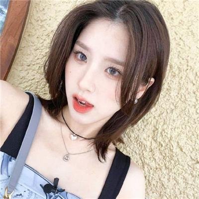 在巨人中间